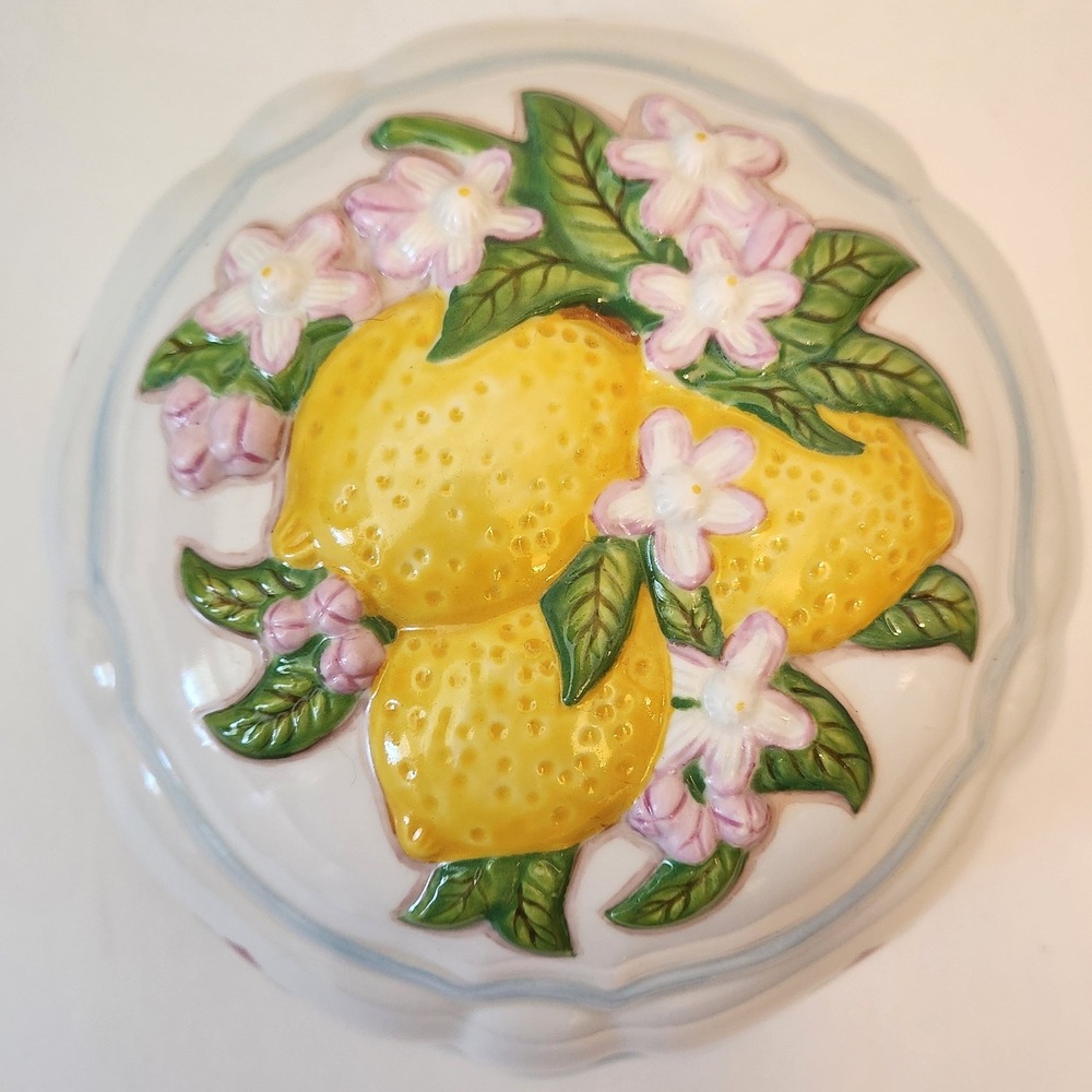 Vintage 1986 Le Cordon Bleu Franklin Mint Lemon Ceramic Jelly Mold Wall Hanging
